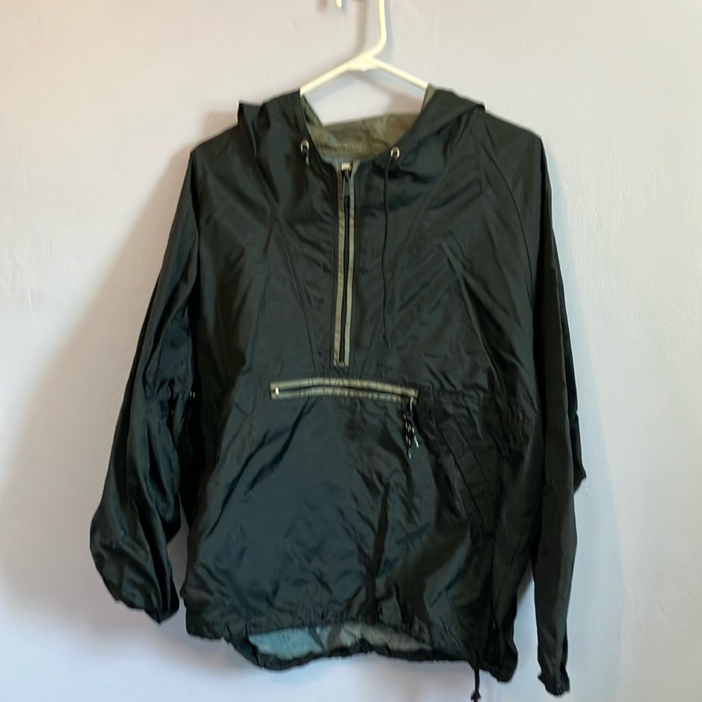 Gap men’s black 1/4 zip windbreaker jacket